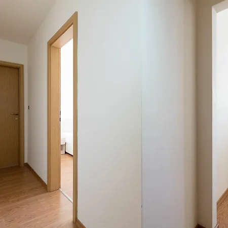 Apartmán Two Bedroom With Balcony