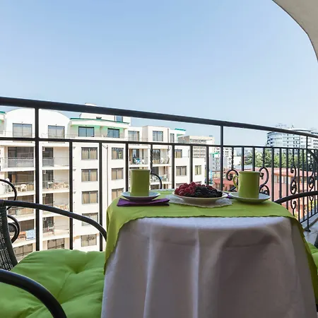 Two Bedroom With Balcony *