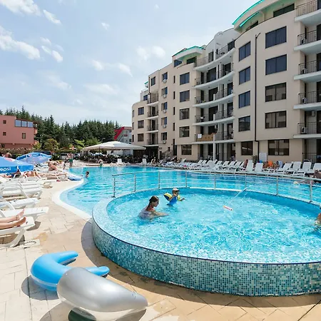 Appartement Two Bedroom With Balcony *